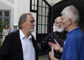 ÉZSIÁS 80 – Konstrukció és kreativitás