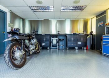 Rakj rendet a garázsban