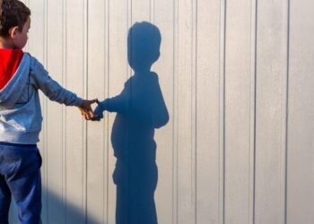 AUTISPEKTRUM EGYESÜLET – Nem buták, nem rosszak, „autigyerekek”!