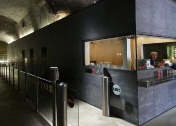 MIT SZÓL HOZZÁ? Ilyen egy rendes várlift!