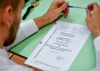 ÉRETTSÉGI – Két magyar film az utolsó gimis megpróbáltatásokról
