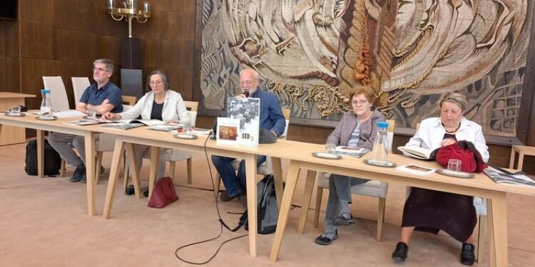 Séd, SÉD – Tíz év, ötven lapszám, könyvsorozat