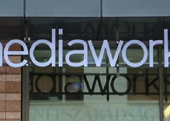 SZUBJEKTÍV – Kikísérték Balla Emőke főszerkesztőt