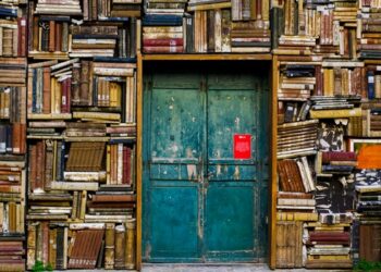 KÖNYVAJÁNLÓK – Olvasóink polcáról