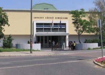 LOVASSY-GIMNÁZIUM – Sokadszor a legjobb tízben