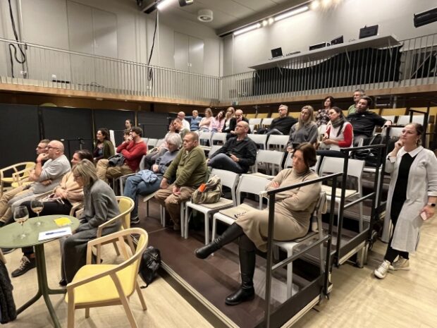 DIALÓG, DIALÓG – Napkonzervről, agyprotézisről a Kabócában