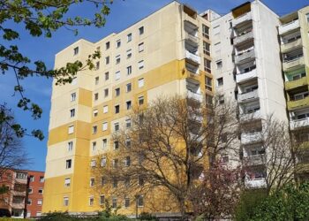 VENDÉGSZERZŐNKTŐL – Dicstelen társasházi viadal