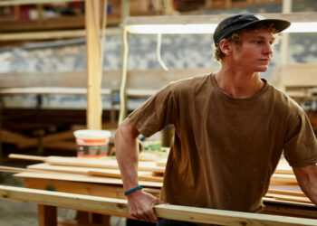 MINIMÁLBÉR-EMELÉS – Mennyi az annyi?