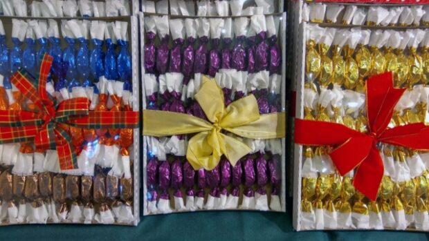 szaloncukor, SZALONCUKOR – Szalonczukkedli tonnaszám