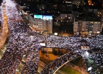 DIÁKTÜNTETÉS – Lemondott a szerb miniszterelnök