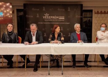 VESZPRÉMI PETŐFI SZÍNHÁZ – Az életet képviseljük