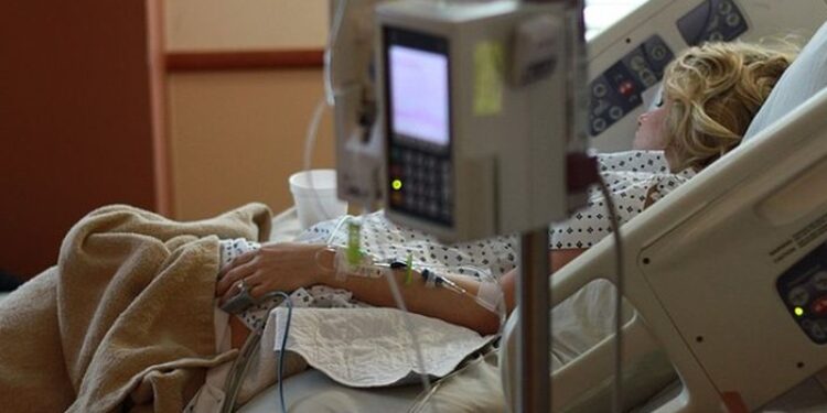 egészségügyi ellátás, EGÉSZSÉGÜGYI ELLÁTÁS – Évi 60 ezer ember hal meg miatta