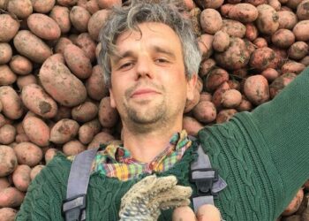 KÖNYV – Szólíts Naptárnak