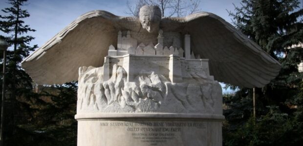 Veszprém szobor, ÁTFORMÁLÓDÓ KÖZTEREK – A láthatatlan szobrok városa, Veszprém