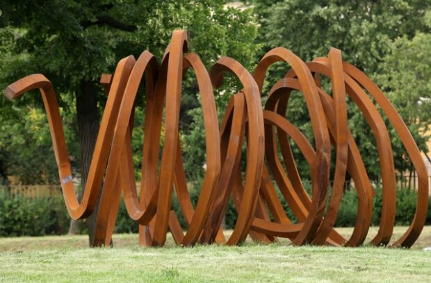 Veszprém szobor, ÁTFORMÁLÓDÓ KÖZTEREK – A láthatatlan szobrok városa, Veszprém