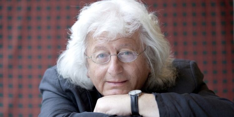 Esterházy, ESTERHÁZY PÉTER – Úgy vélte, munkájával szolgálja az Urat