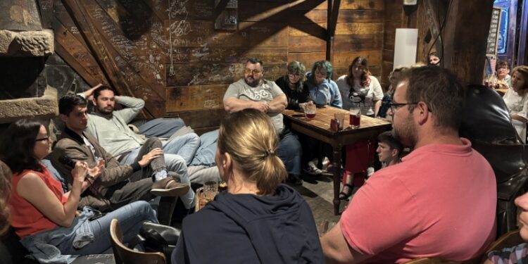 MKKP, MKKP – Bemutatkoztak a listavezetők Veszprémben