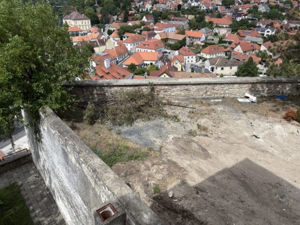 várlift, LUXUSKIVITELBEN – Várlift kérdésekkel és válaszokkal