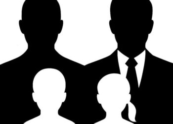 NYOMTASS TE IS! – Ki lehet a két pedofil politikus?