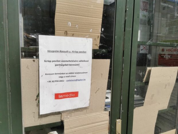 bezárt újságárus, KÖZÉRZET – Bezárt az újságárus a Kossuth utcán