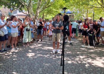 KUTATÁS – Jobban bíznak Magyar Péterben, mint Orbánban