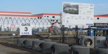 KITEKINTŐ – Magzatkárosító hulladék, könyvtárosok éhkoppon, egekben a lakásárak, terepszemlén a Bűnvadászok