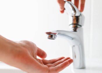 SZUBJEKTÍV – 120 lakásban nem volt meleg víz, majd átmenetileg lett