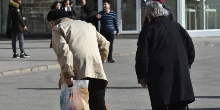 nyugdíjhandabanda, NYUGDÍJHANDABANDA – Tizenharmadik meg egy negyed