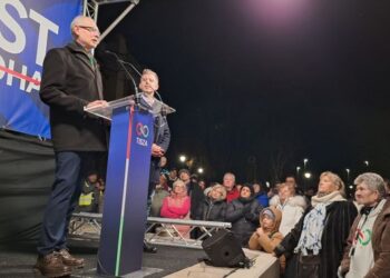 MAGYAR P&Eacute;TER &ndash; Sorsd&ouml;ntő v&aacute;laszt&aacute;s lesz