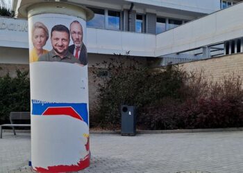 NYOMTASS TE IS! &ndash; Csak a h&aacute;bor&uacute;s f&eacute;lelemkelt&eacute;s maradt a Fidesznek