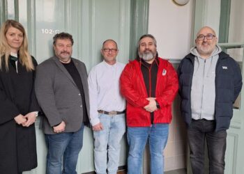 VASAS SZAKSZERVEZET &ndash; Perre ment az igaz&aacute;&eacute;rt a tiszts&eacute;gviselő