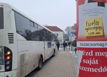 V&Aacute;LASZT&Aacute;SI CSAL&Aacute;S &ndash; 12,3 milli&aacute;rd forint &bdquo;nemzeti konzult&aacute;ci&oacute;ra&rdquo;