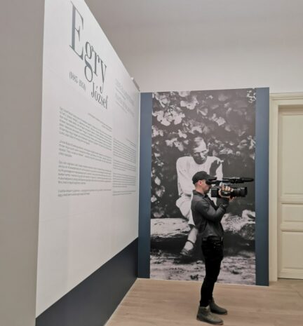 Egry József, LEBEGÉS A FÉNYTÉRBEN – Egry József‑kiállítás Füreden