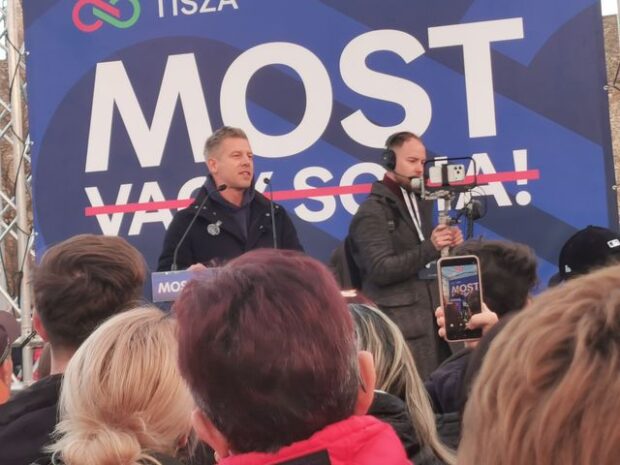 Magyar Péter Várpalota, MAGYAR PÉTER VÁRPALOTÁN – Megállítjuk az orbáni maffiát