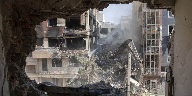 iráni háború, IRÁNI HÁBORÚ – Elképesztő forgatókönyvek, drágul az üzemanyag