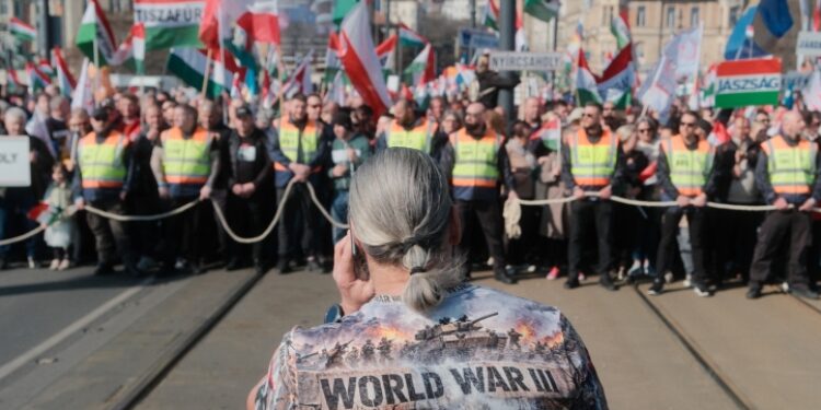 választái kampány, MOCSKOS VÁLASZTÁSI KAMPÁNY – Harc életre‑halálra