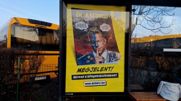 véleménynyilvánítás, VÉLEMÉNYNYILVÁNÍTÁS – Minden plakátot letéptek