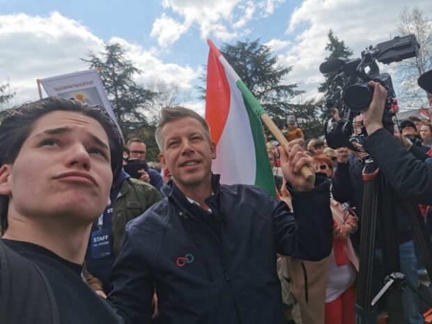 Magyar Péter, KAMPÁNYHAJRÁ – Magyar Péter: Óriási a tét!