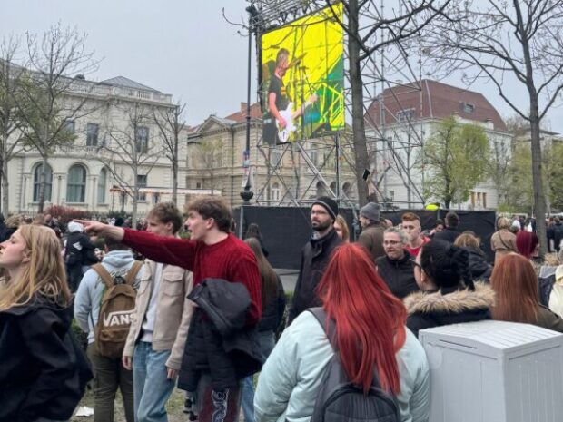 Rendszerbontó, RENDSZERBONTÓ – Lehet-e indulatokból építő közösségi élmény?