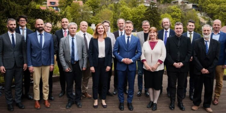 AZ OKTAT&Aacute;S J&Ouml;VŐJE &ndash; Nemzeti&nbsp;minimum sz&uuml;ks&eacute;ges