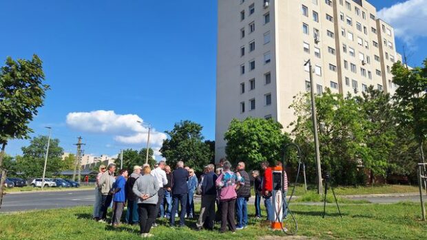 Haszkovó buszforduló, HASZKOVÓ BUSZFORDULÓ – Kinek az érdeke?