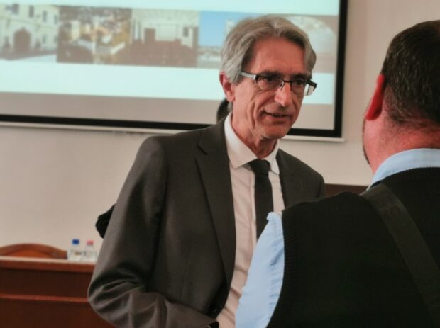 Pósfai Mihály MTA, PÓSFAI MIHÁLY – „És a végén mindenki összeáll egy képpé…”