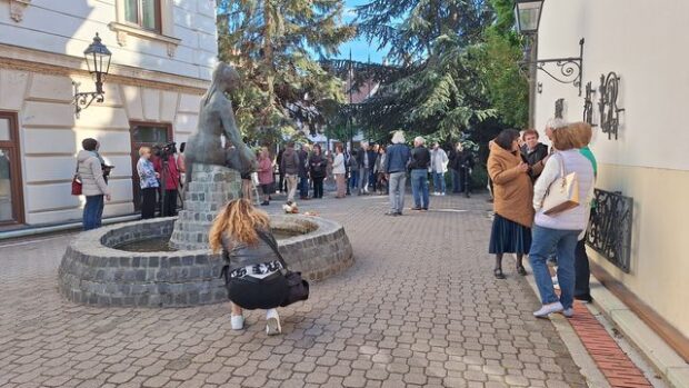 R. Kiss Lenke, R. KISS LENKE 100 – Zsuzsi megalkotójának születésnapján