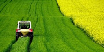 A j&ouml;vő mezőgazdas&aacute;ga: hogyan alak&iacute;tja &aacute;t az automatiz&aacute;l&aacute;s?