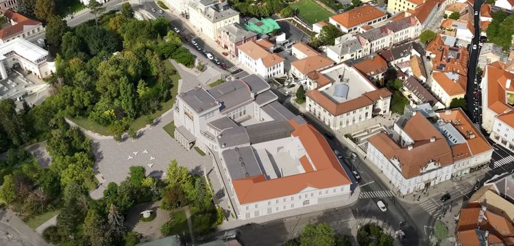 Petőfi Színház, PETŐFI SZÍNHÁZ – Reagált a polgármesteri hivatal