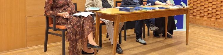 VESZPRÉMI ÜNNEPI KÖNYVHÉT – Új arculat, új helyszín