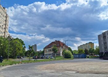 LAKOSSÁGI FÓRUM – Kibújt a szög a zsákból!