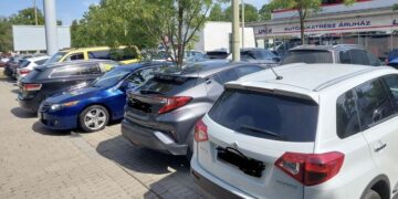 OLVAS&Oacute;NKT&Oacute;L &ndash; Parkol&aacute;si miz&eacute;ria a kis Tesc&oacute;n&aacute;l