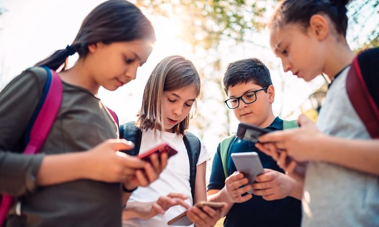 DIGIT&Aacute;LIS VIL&Aacute;G &ndash; N&eacute;ha ki kell l&eacute;pni belőle