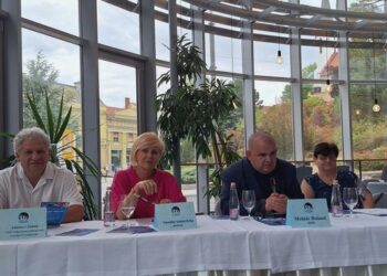&Eacute;DES VESZPR&Eacute;M &ndash; Ism&eacute;t s&uuml;tem&eacute;nyv&aacute;s&aacute;r a Kossuth utc&aacute;n